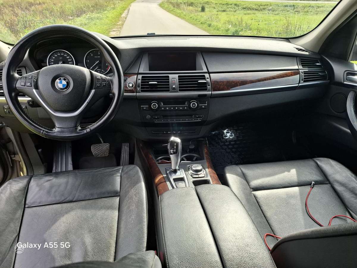 BMW X5, 3.0 l., Хэтчбек
