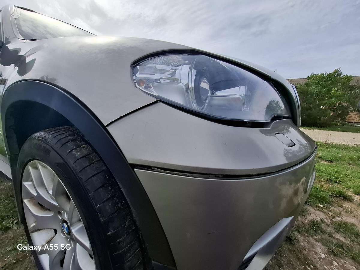 BMW X5, 3.0 l., hatchback