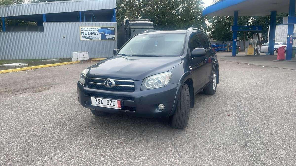 Toyota RAV4 - 2