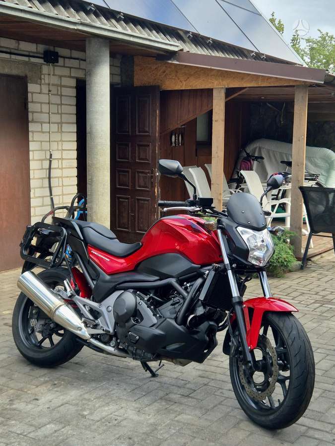 Honda NC 750cc, street / classic