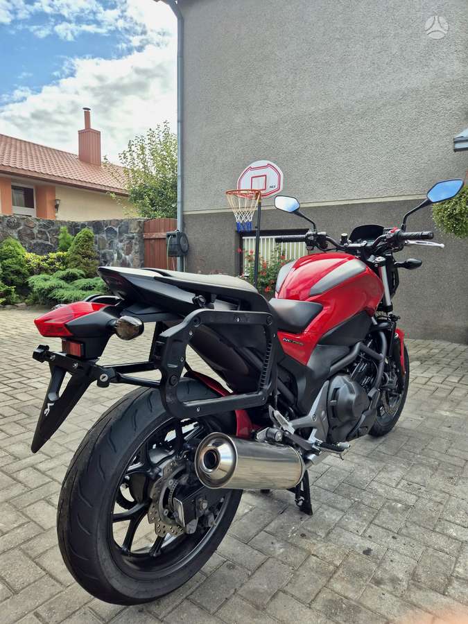 Honda NC 750cc, street / classic
