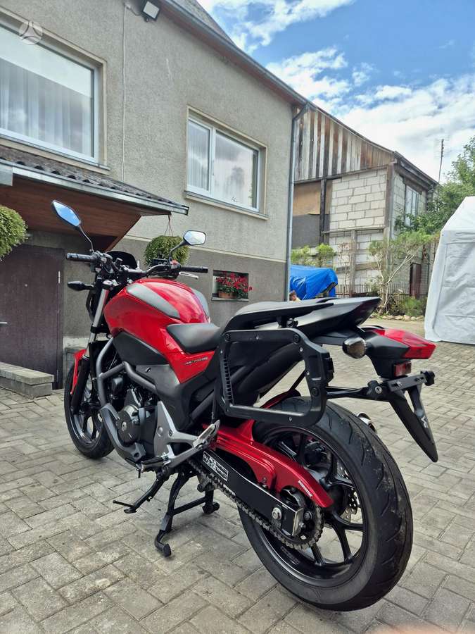 Honda NC 750cc, street / classic