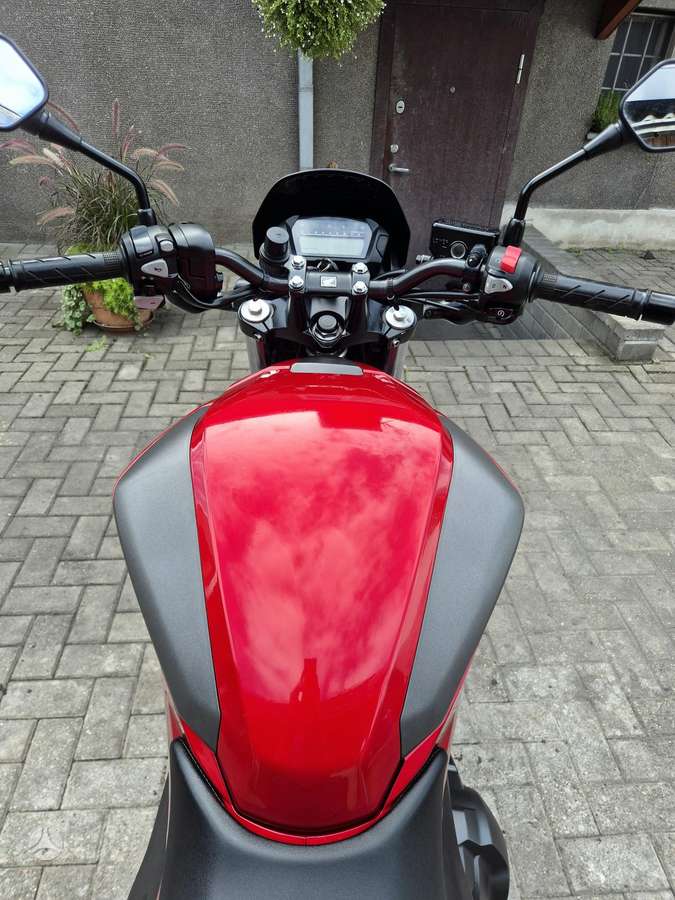 Honda NC 750cc, street / classic