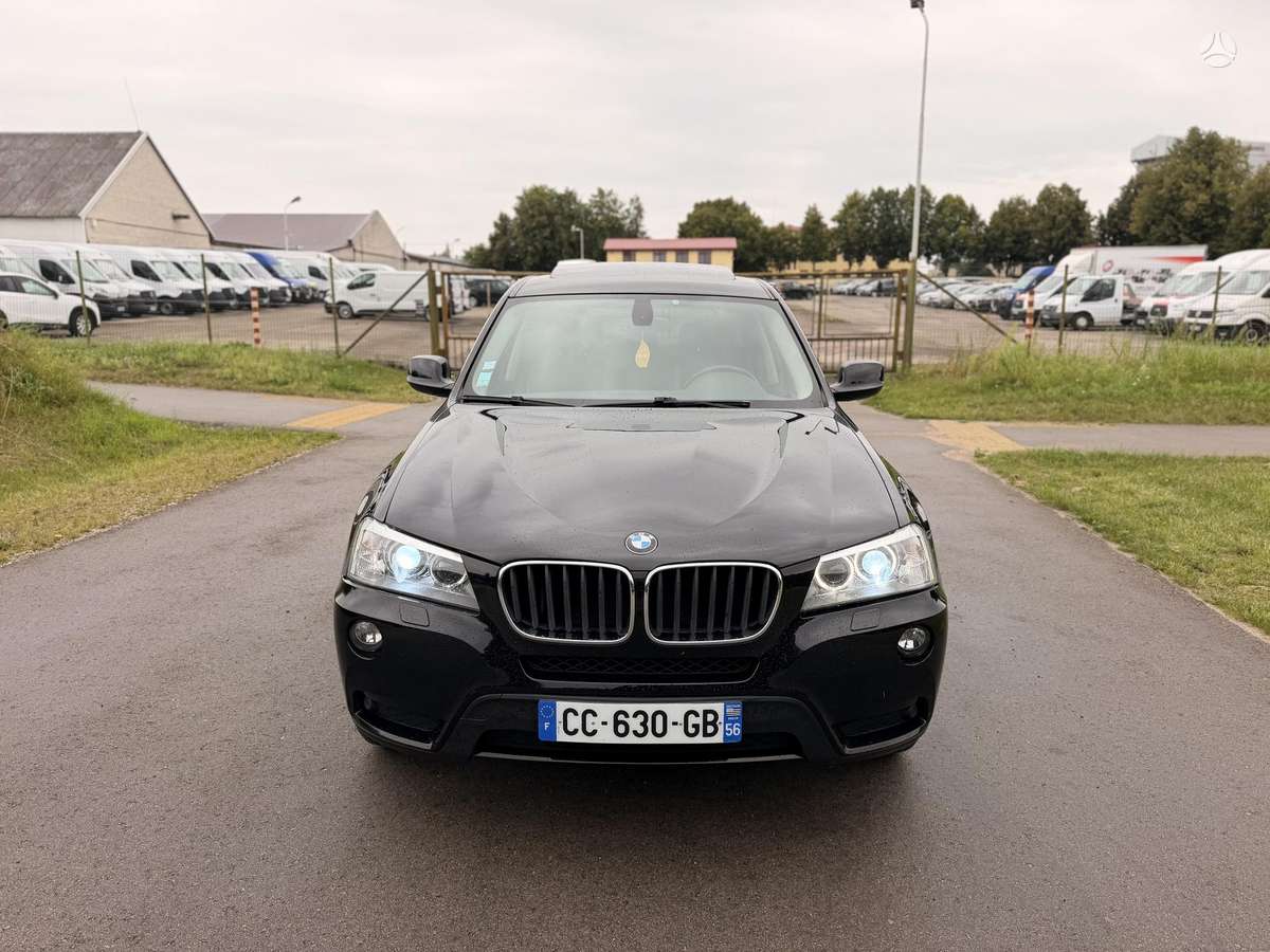 BMW X3, 2.0 l., off-road / crossover