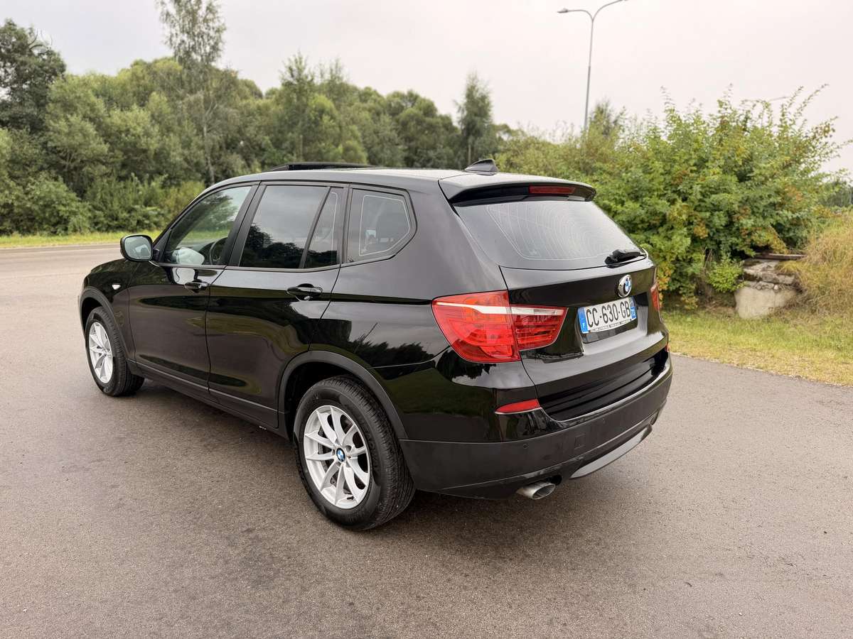 BMW X3, 2.0 l., off-road / crossover