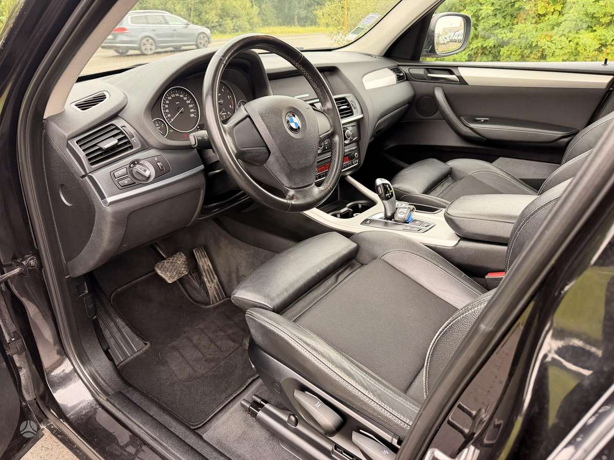 BMW X3, 2.0 l., off-road / crossover
