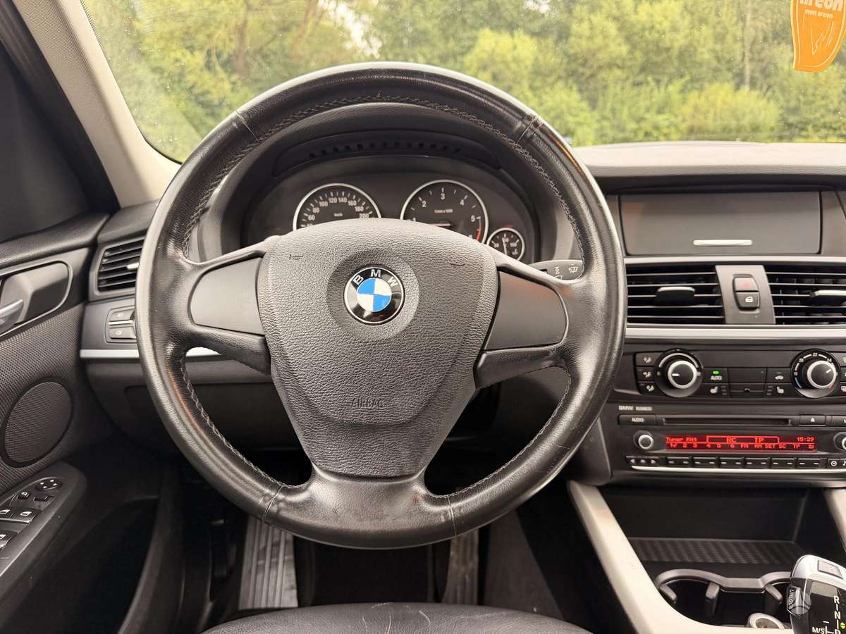 BMW X3, 2.0 l., off-road / crossover