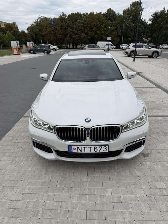 BMW 730, 3.0 l., Седан