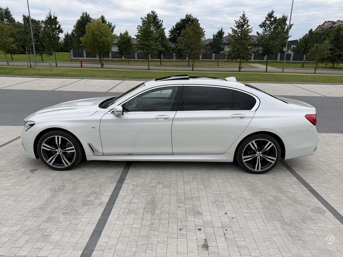 BMW 730, 3.0 l., Седан