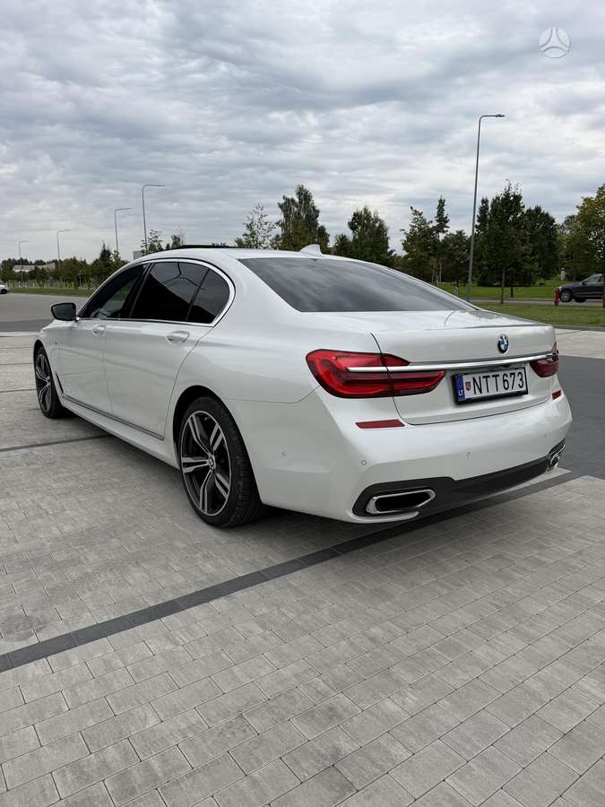 BMW 730, 3.0 l., Седан