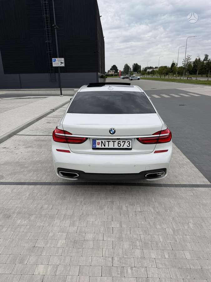 BMW 730, 3.0 l., Седан