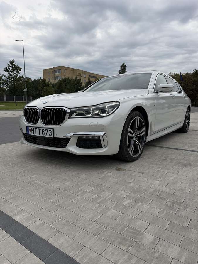 BMW 730, 3.0 l., Седан