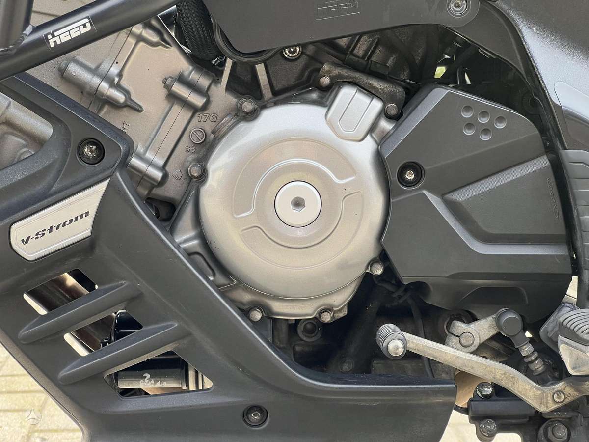 Suzuki DL (V-Strom) 650cc, эндуро / adventure