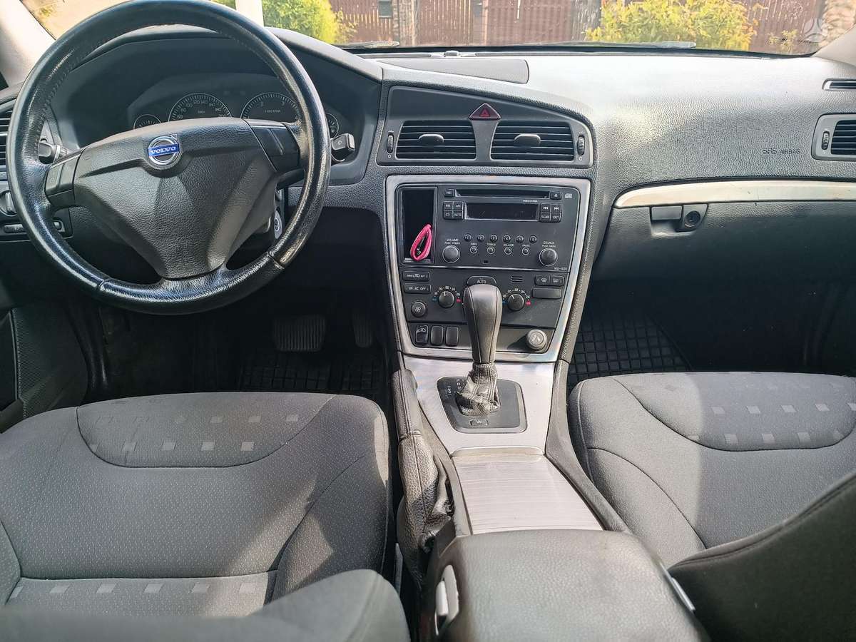 Volvo S60, 2.4 l., Седан