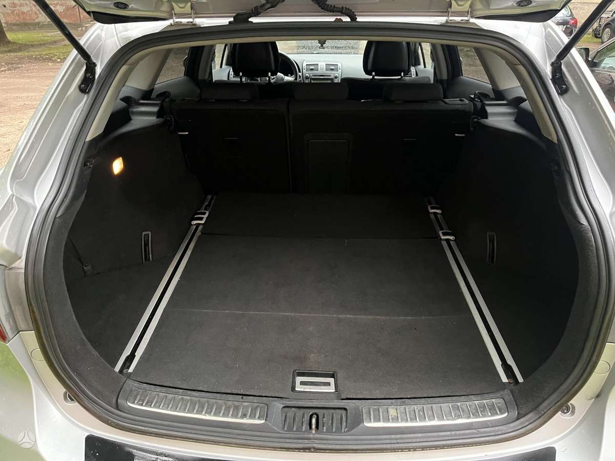 Toyota Avensis, 2.2 l., Универсал