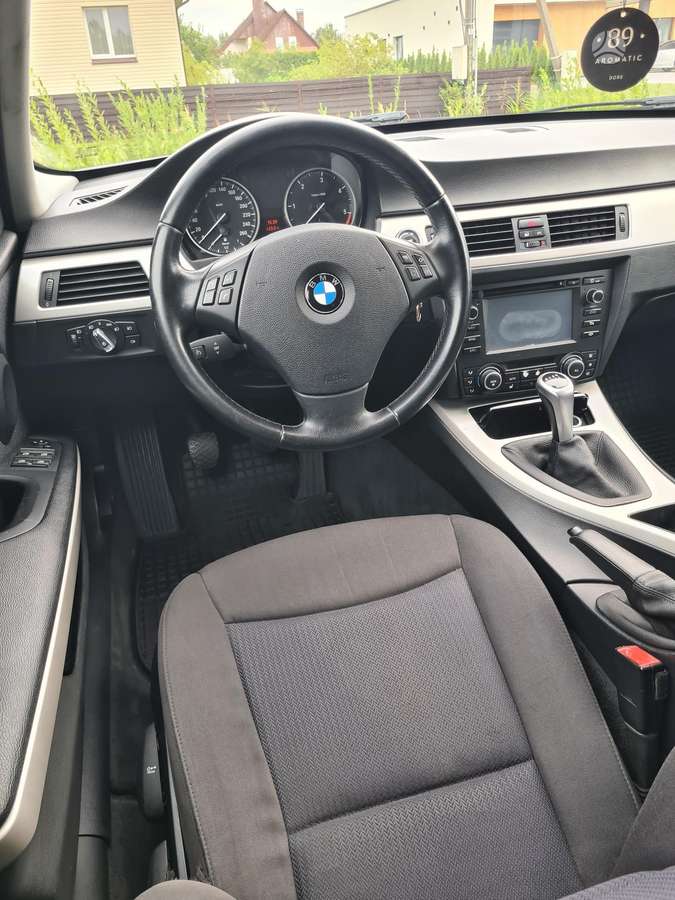 BMW 320, 2.0 l., Универсал