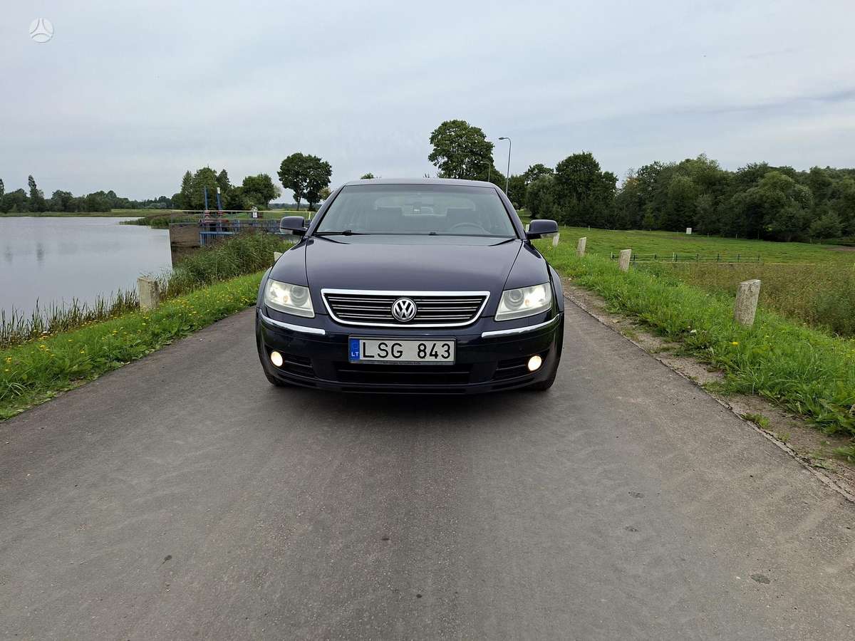 Volkswagen Phaeton - 2