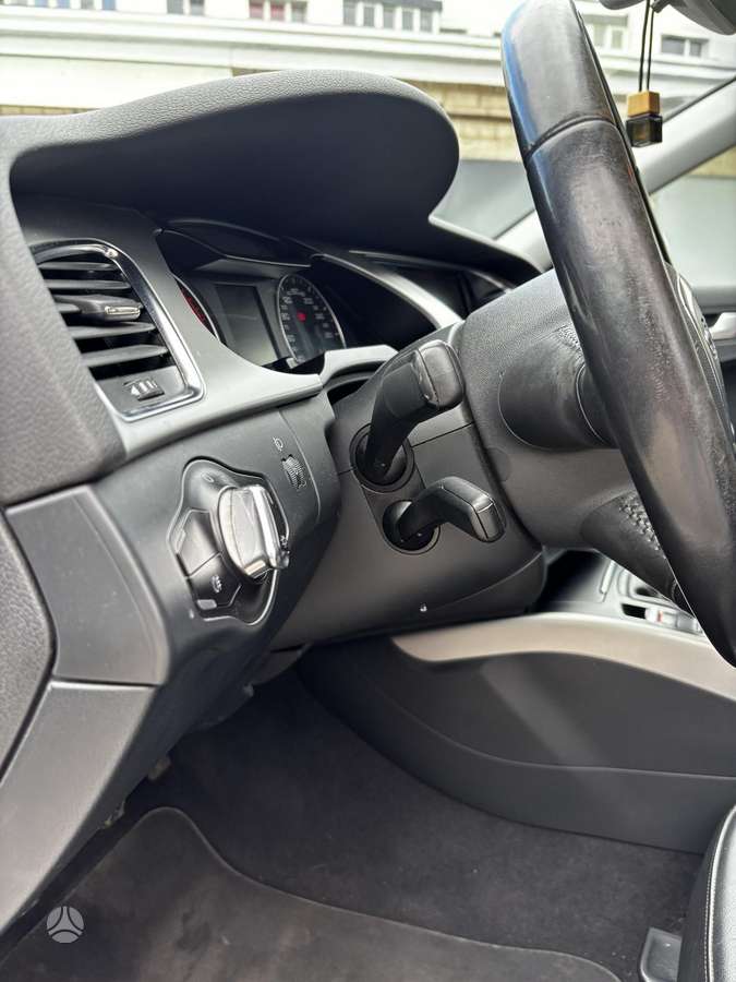 Audi A4, 2.7 l., universalas
