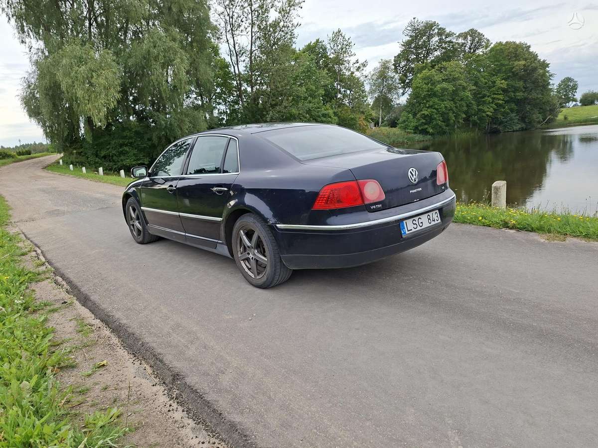 Volkswagen Phaeton - 4