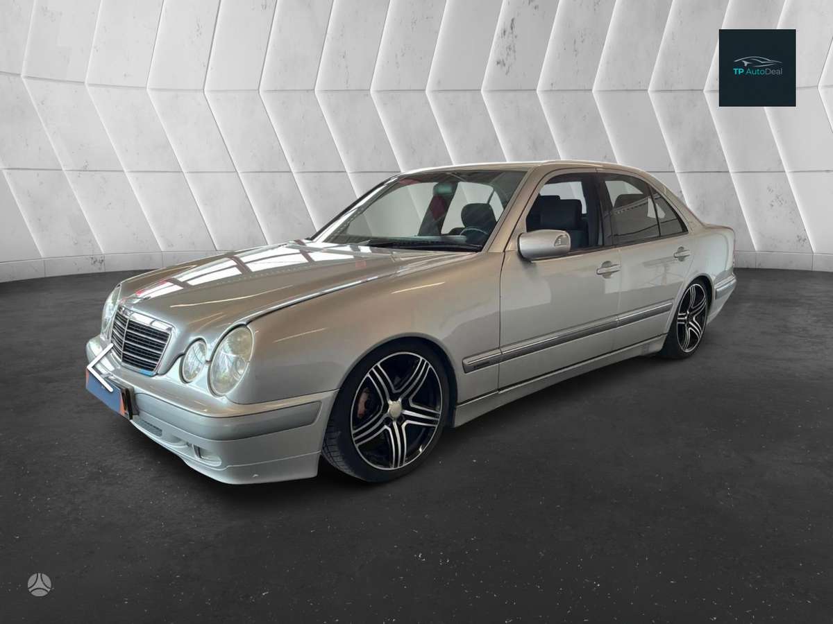 Mercedes-Benz E240, 2.4 l., Седан