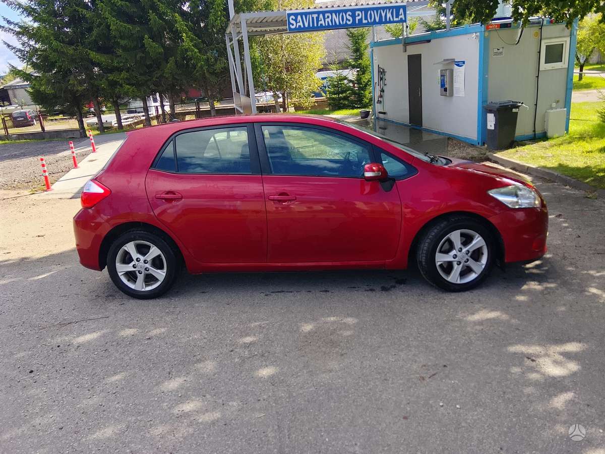 Toyota Auris, 2.0 l., Хэтчбек