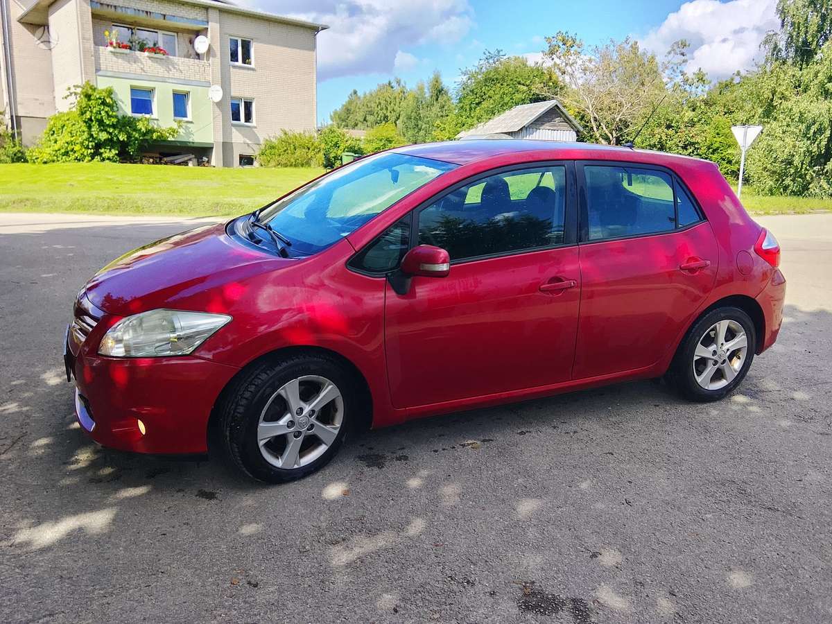 Toyota Auris, 2.0 l., Хэтчбек