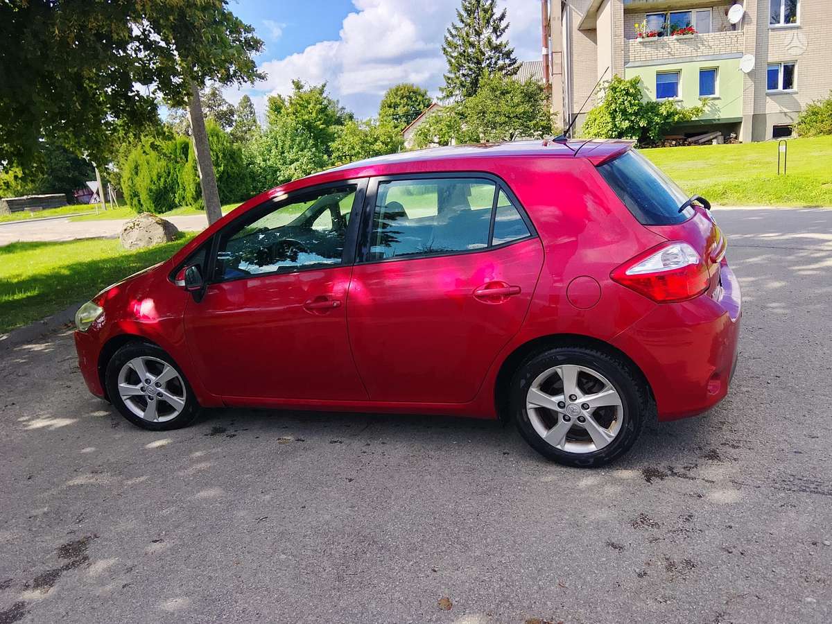 Toyota Auris, 2.0 l., Хэтчбек