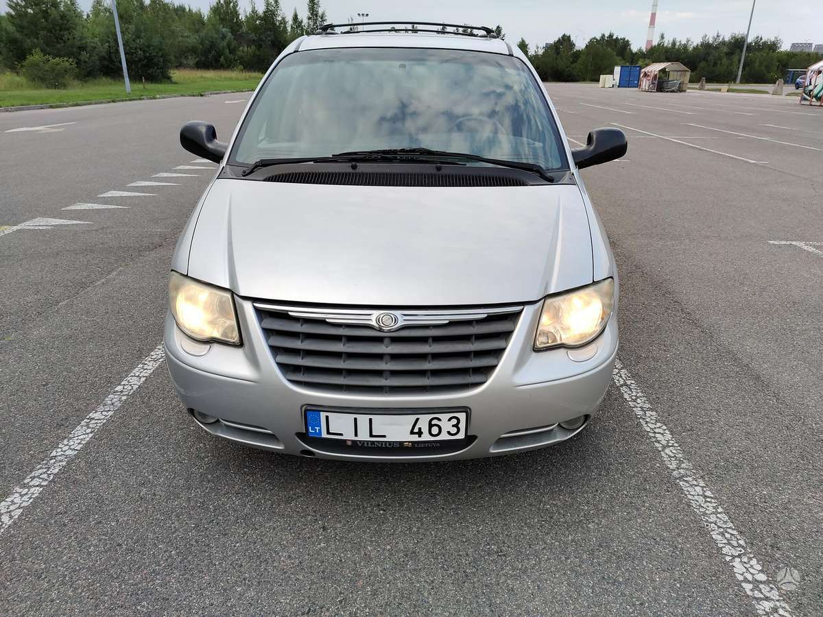 Chrysler Voyager, 2.8 l., Минивэн