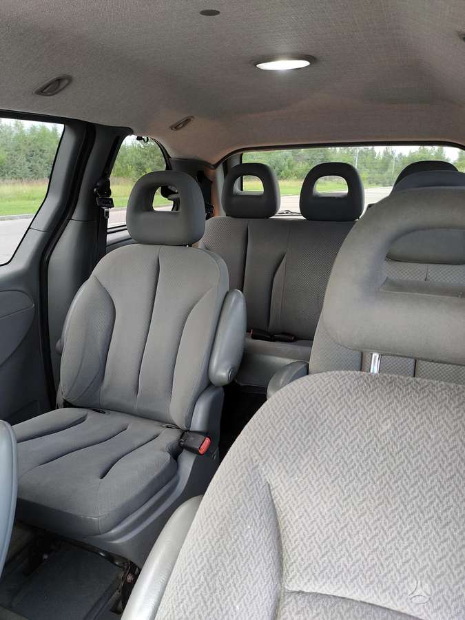 Chrysler Voyager, 2.8 l., Минивэн