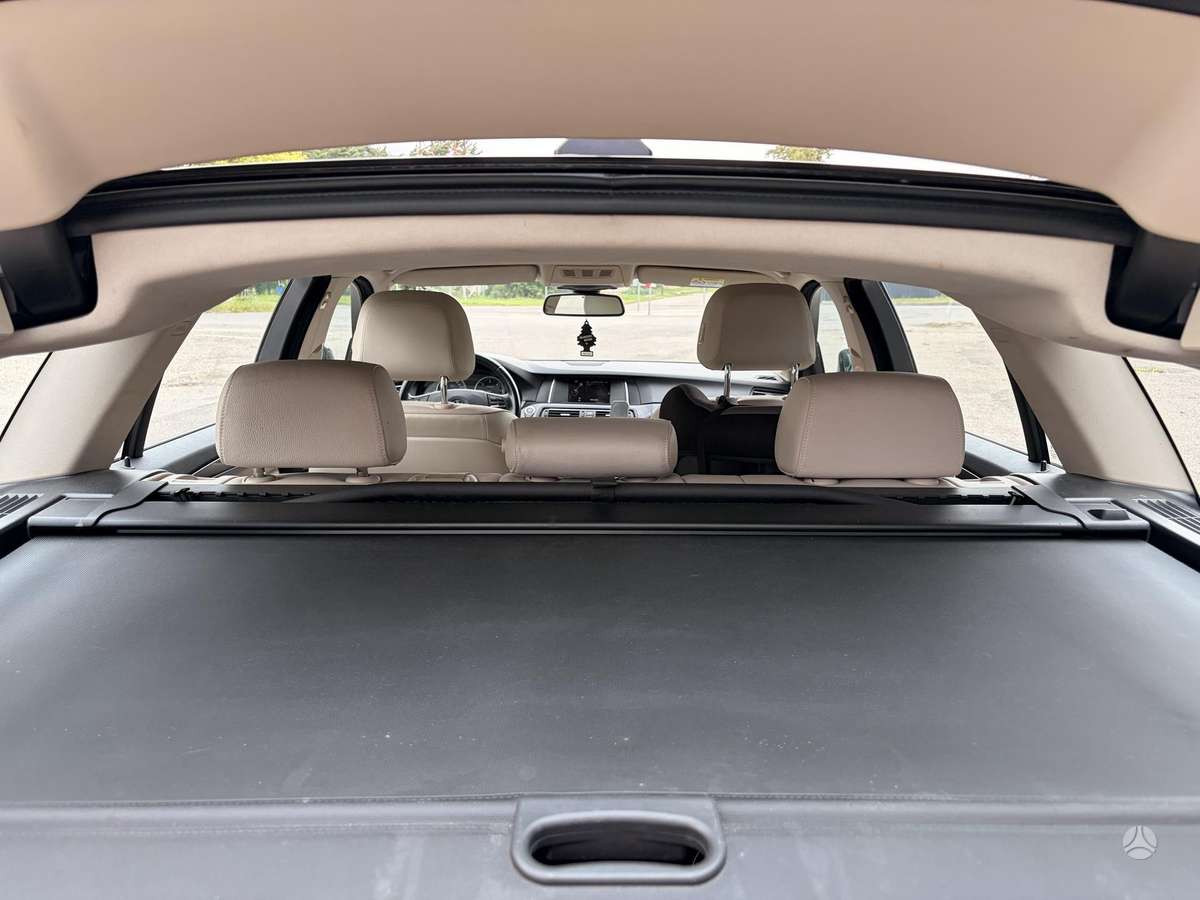 BMW 520, 2.0 l., wagon