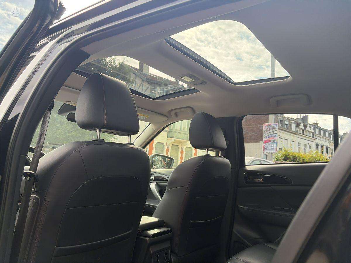 Mitsubishi Eclipse Cross, 1.5 l., Внедорожник / Кроссовер