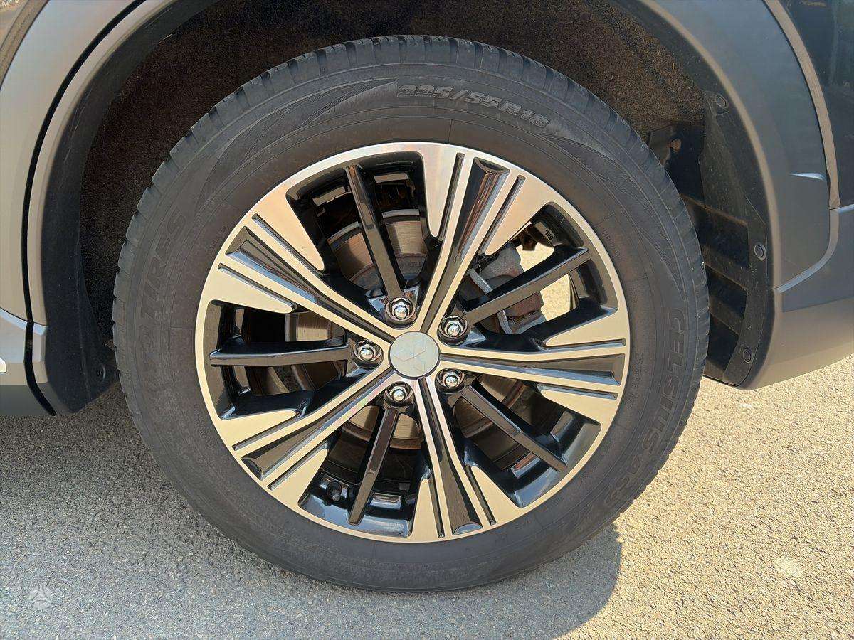 Mitsubishi Eclipse Cross, 1.5 l., Внедорожник / Кроссовер