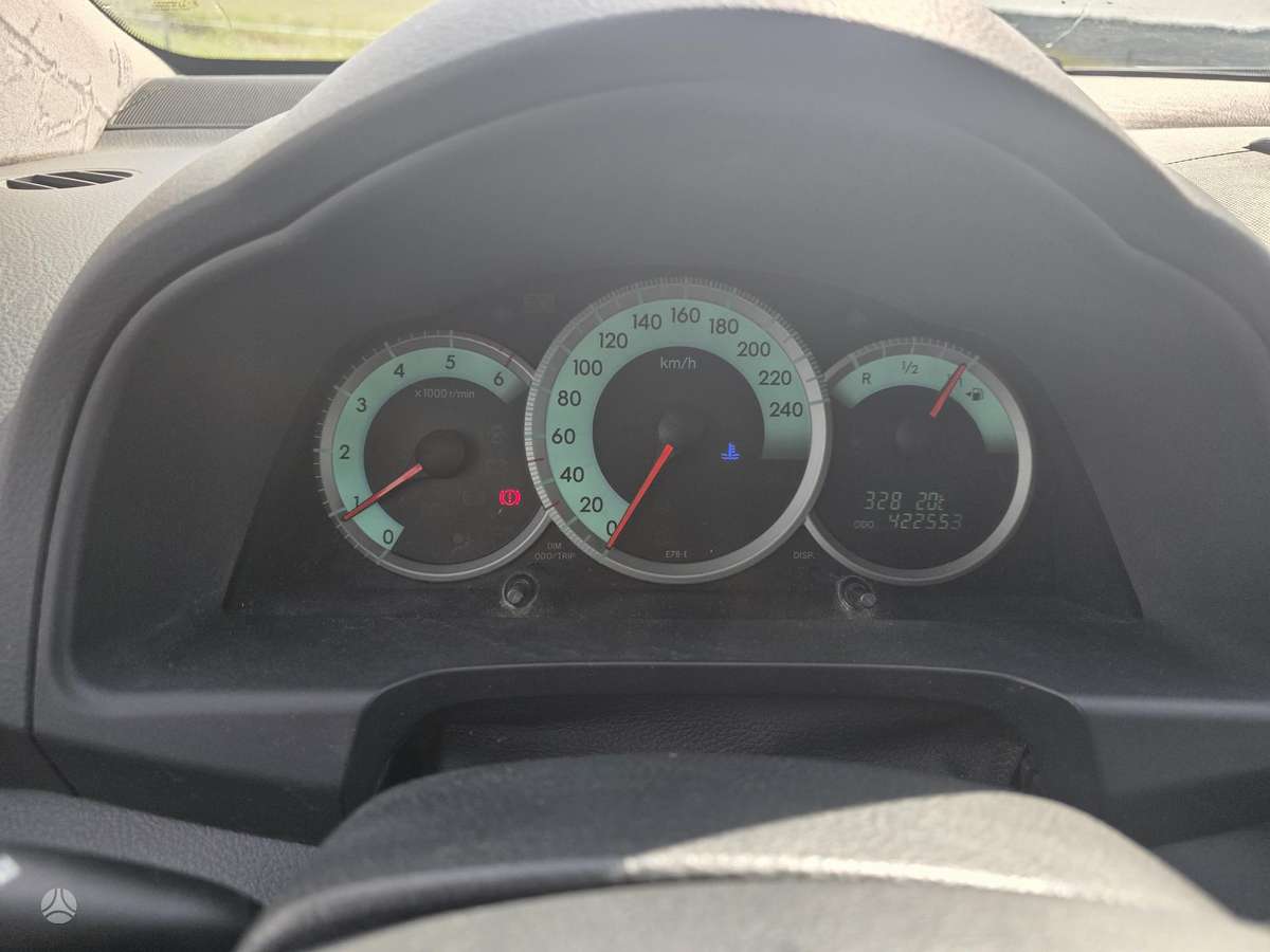 Toyota Corolla Verso - 1