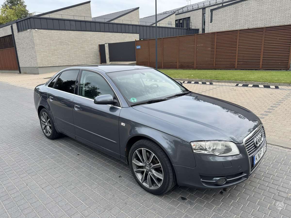 Audi A4, 2.0 l., saloon / sedan