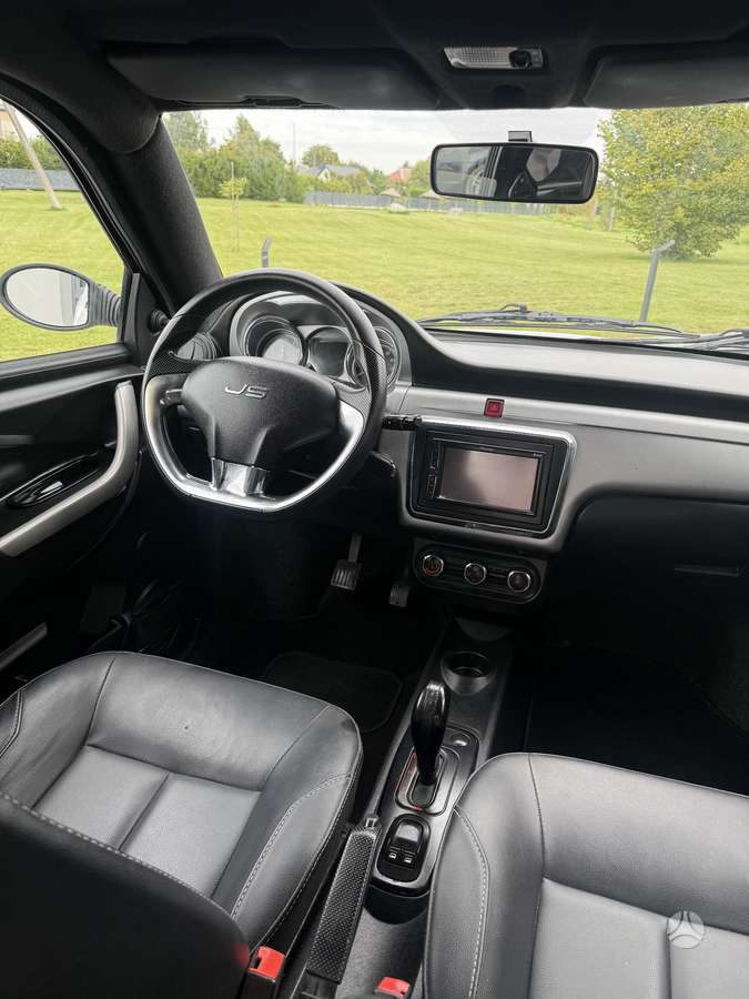 Ligier JS50, 0.5 l., hatchback