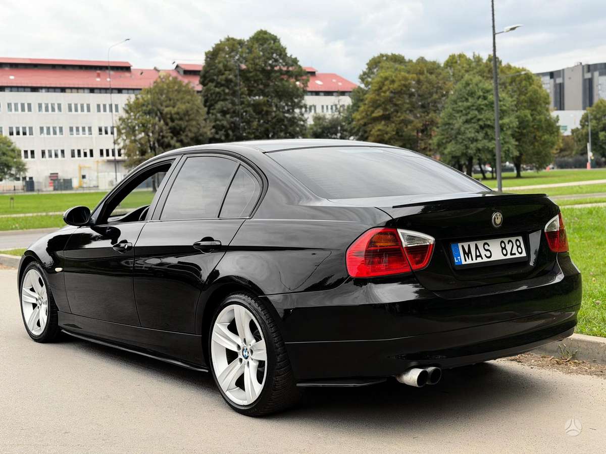 BMW 320, 2.0 l., Седан