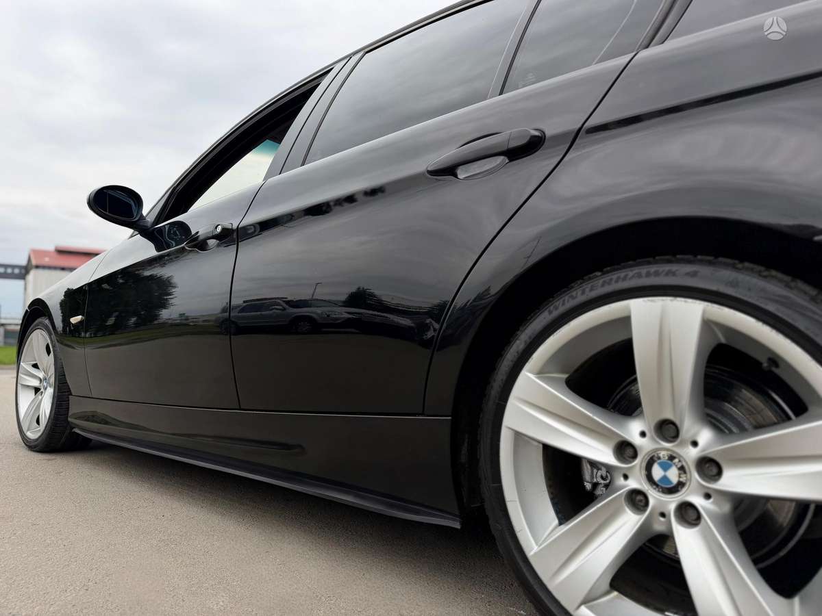BMW 320, 2.0 l., Седан
