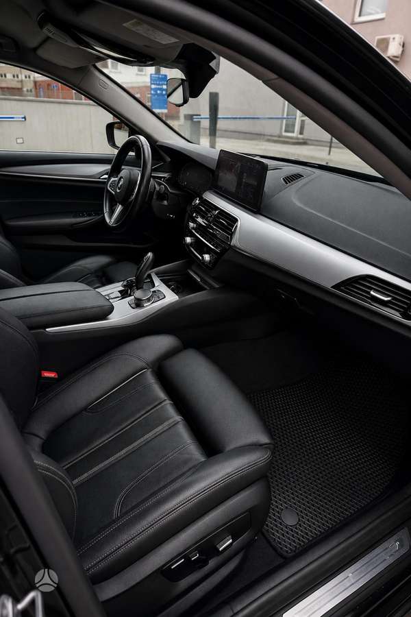 BMW 520, 2.0 l., wagon