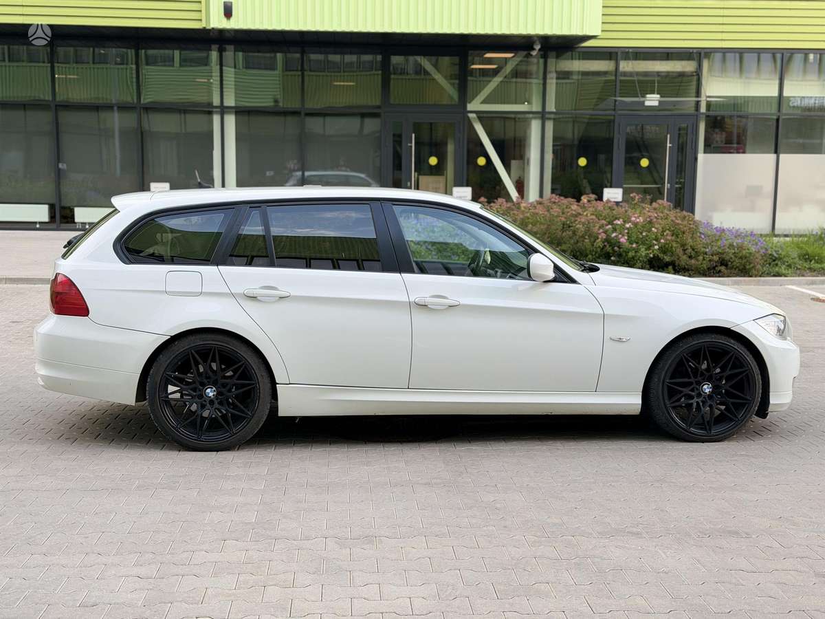 BMW 320, 2.0 l., Универсал