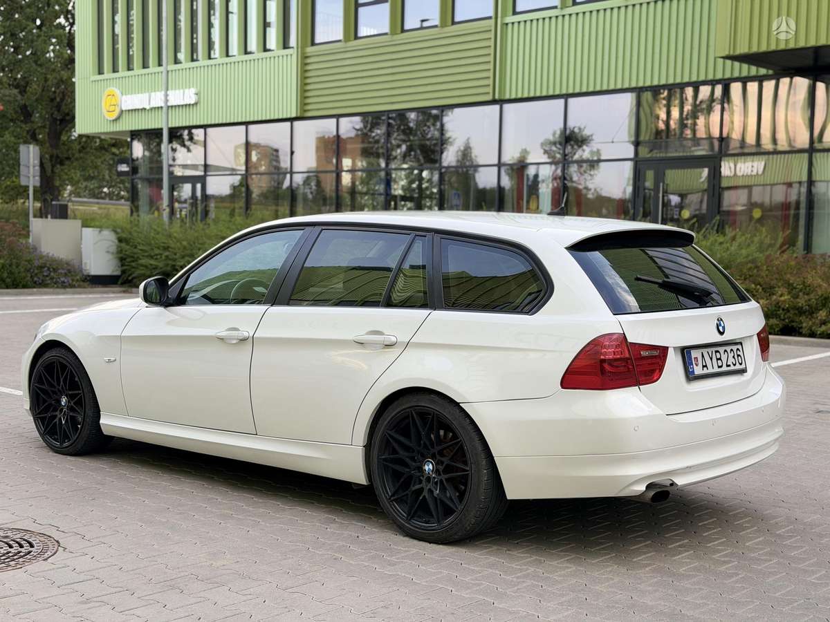 BMW 320, 2.0 l., Универсал