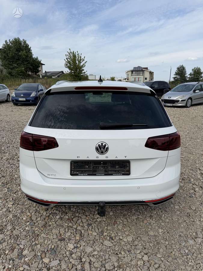 Volkswagen Passat - 6