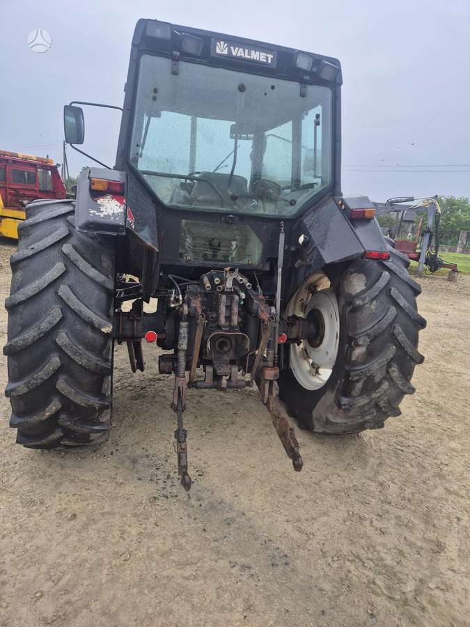 Valmet 6400, tractors
