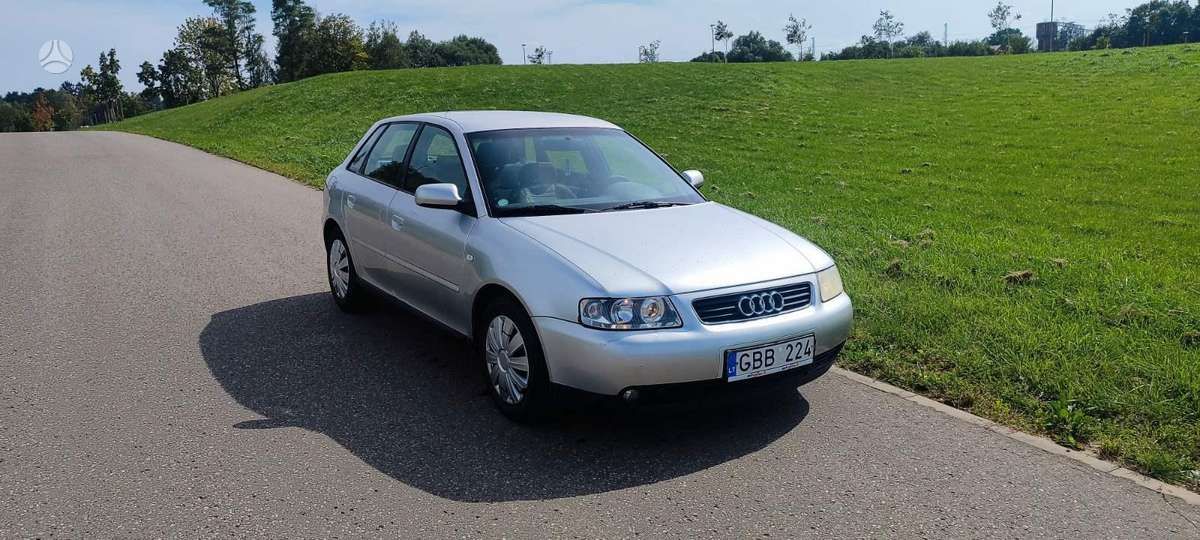 Audi A3, 1.6 l., hatchback