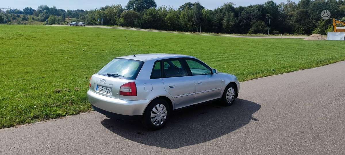 Audi A3, 1.6 l., Хэтчбек