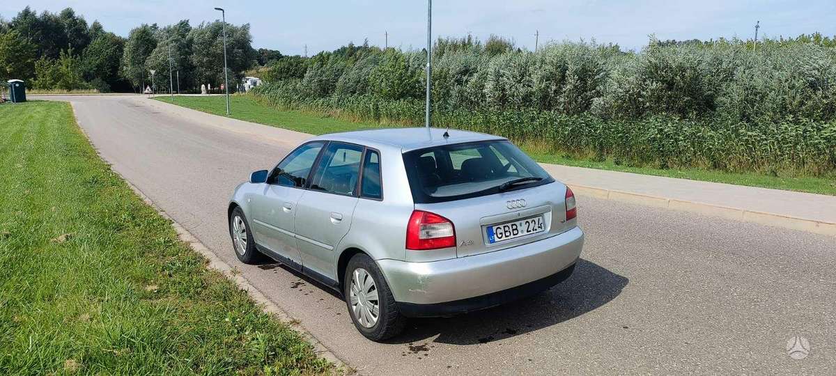 Audi A3, 1.6 l., Хэтчбек