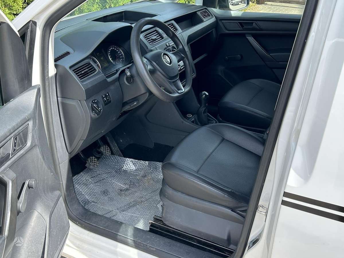 Volkswagen Caddy Maxi - 10