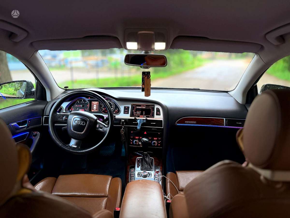 Audi A6, 3.0 l., Седан