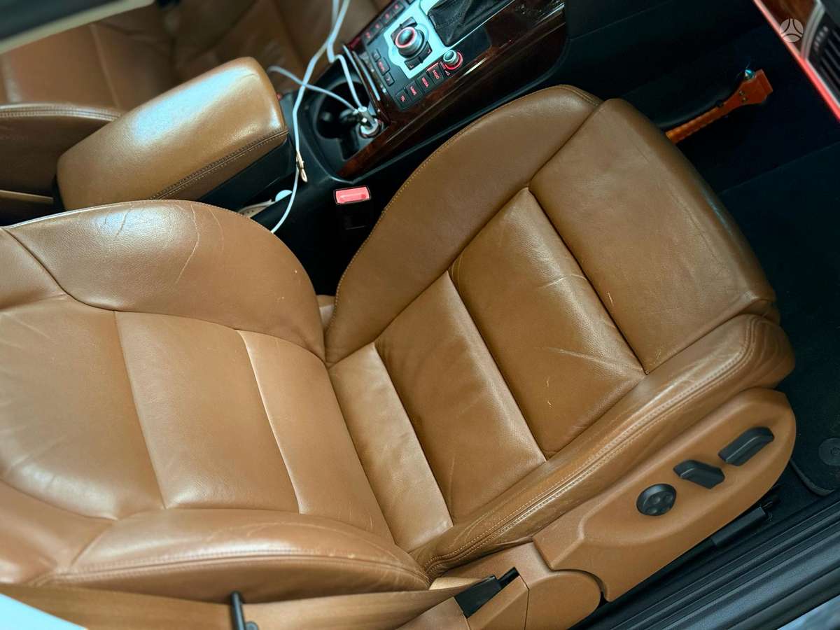 Audi A6, 3.0 l., Седан