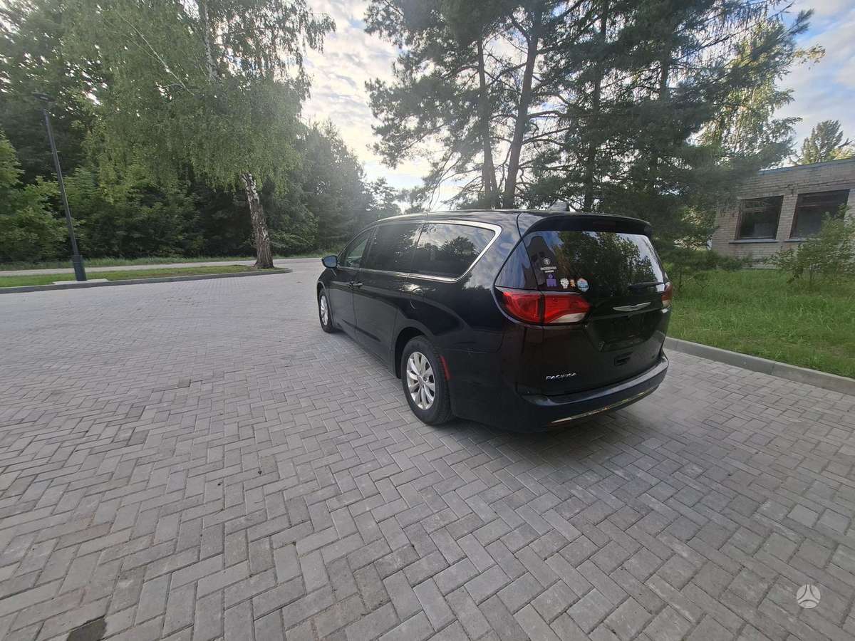 Chrysler Pacifica, 3.6 l., Минивэн