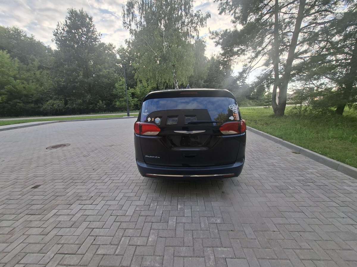 Chrysler Pacifica, 3.6 l., Минивэн